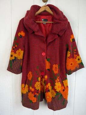 Vintage Damee Inc. Floral Tapestry Coat Red Orange Boho Statement Jacket Small